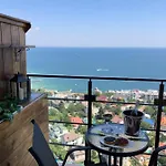 Arcadia & Sea Terrace דירה