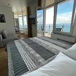 Arcadia & Sea Terrace * אודסה