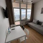 Arcadia & Sea Terrace דירה *