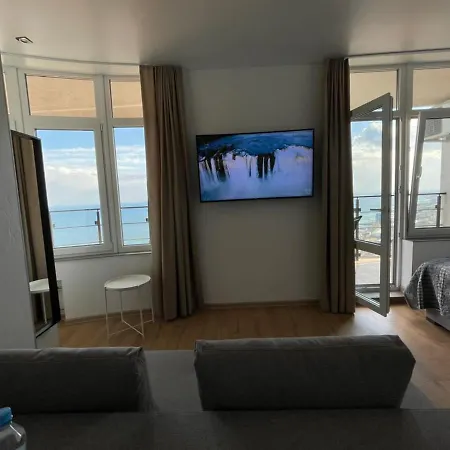 Arcadia & Sea Terrace דירה *